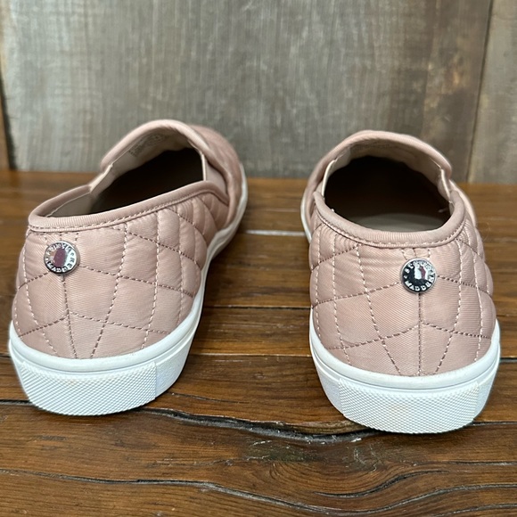 Steve Madden Ecentrcq Quilted Slip On Sneaker Shoe in Pink Size 9.5 Women’s - Picture 6 of 15
